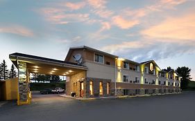 Super 8 By Wyndham Minot Airport Hotel United States